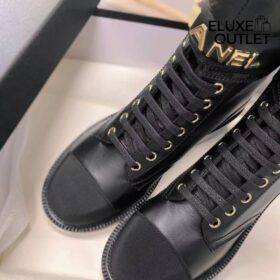 Interlocking CC Logo Leather