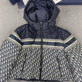 Wendbare Cropped-Daunenjacke