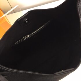 Carmel Hobo Schwarz 35cm