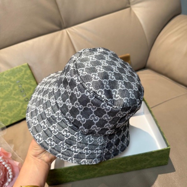 Bucket GG Monogram