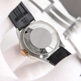 Superocean Automatic 42 mm