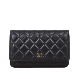Classic Wallet on Chain Lammleder Schwarz/Gold 19 cm