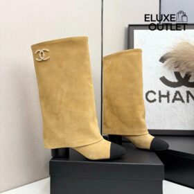 CC Logo Suede Braun