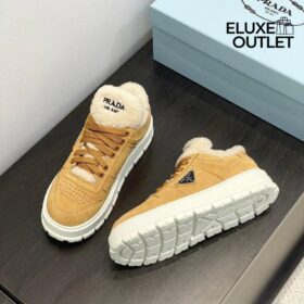Suede Platform Braun
