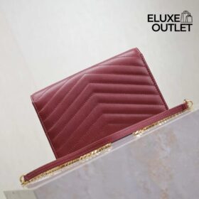 Cassandre Envelope Rot 22.5 cm