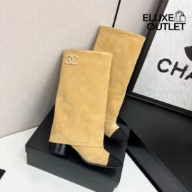 CC Logo Suede Braun