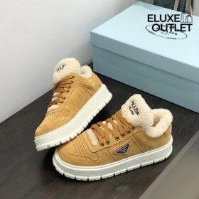 Suede Platform Braun