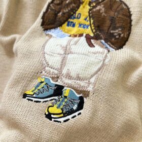 Bear Intarsia-Knit Braun
