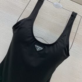 Dreieckslogo schwarz
