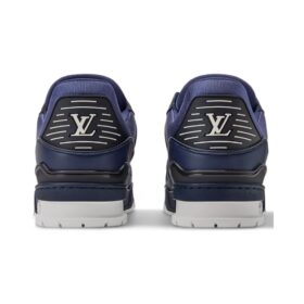 Trainer Blau