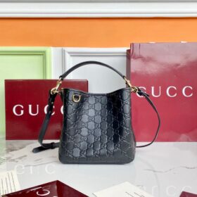 Kleiner Beutel Mit GG-Emblem 19 cm