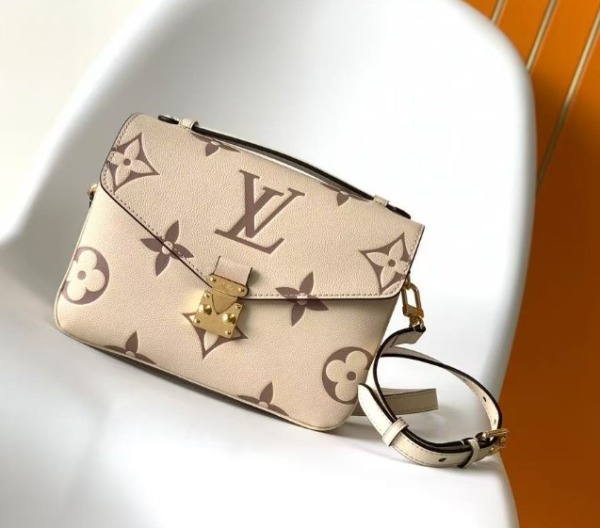 Pochette Metis Weiß/Beige 25 cm
