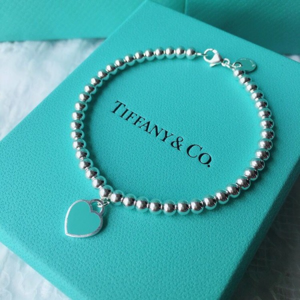 Armband mit blauem Herz-Anhänger