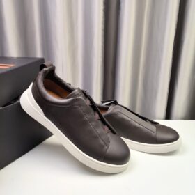 Triple Stitch Dunkelbraun