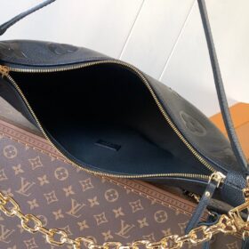 Loop Hobo Schwarz 38cm