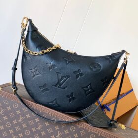 Loop Hobo Schwarz 38cm