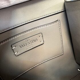 Mini-Sling-Handtasche Wit Funkelnder Stickerei Silber 13 cm