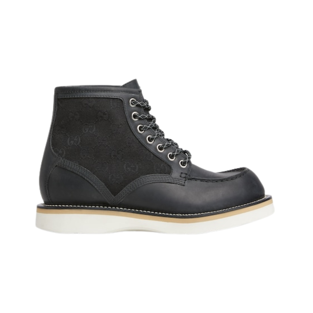 Lace-Up Ankle Schwarz
