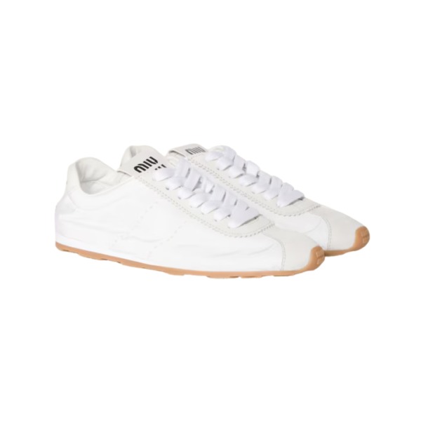 Plume Suede Weiß