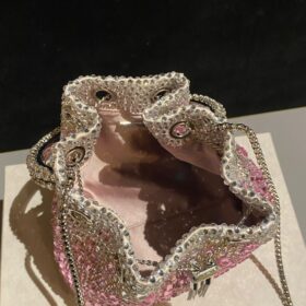 Pink Bon Bon Kristallverzierte Beuteltasche