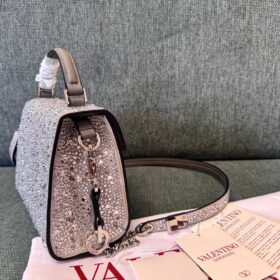 Mini-Sling-Handtasche Wit Funkelnder Stickerei Silber 13 cm
