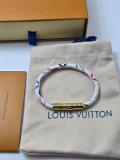 Confidential Armband