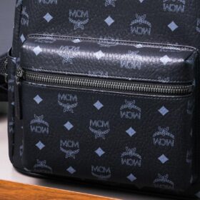 Stark Schwarz 38 cm