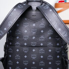 Stark Schwarz 38 cm