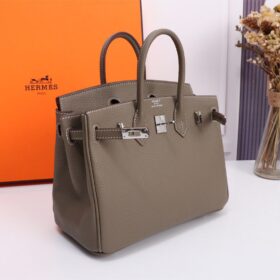 Étoupe Grau / Silber Togo 25 cm