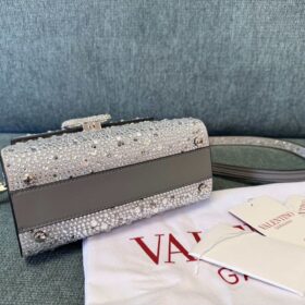 Mini-Sling-Handtasche Wit Funkelnder Stickerei Silber 13 cm