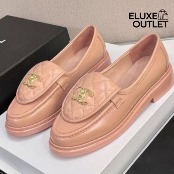 Turnlock Loafers