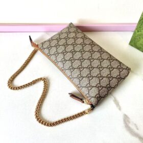GG Supreme Wallet on Chain 22.5 cm