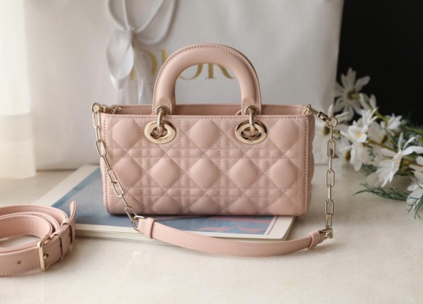 Lady D-joy Puderrosa 22cm