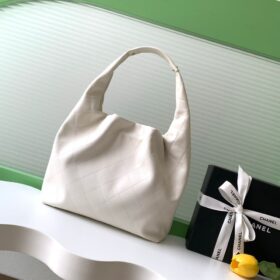 Maki Hobo Hellbeige/Gold 45 cm