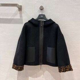 Wendejacke aus Wolle Schwarz