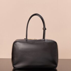 Leder Beau Schwarz 34cm