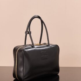 Leder Beau Schwarz 34cm