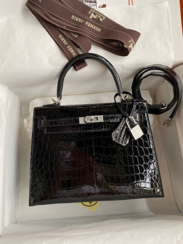 Kelly Alligator Schwarz/Silber 25cm