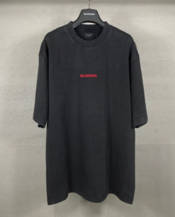 T-Shirt in verblasstem Schwarz