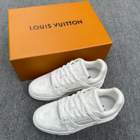 Trainer-Sneaker in Weiß