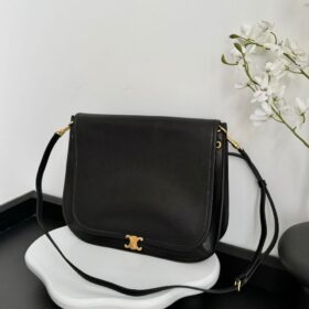 Triomphe Glänzendes Lammfell Schwarz 32 cm