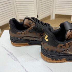 Trainer  Braun