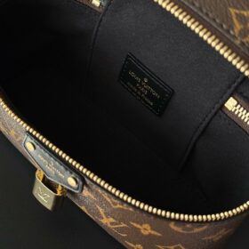 Vanity Monogram 19 cm