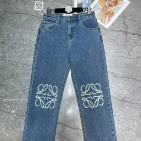 Anagram Wide-Leg-Jeans