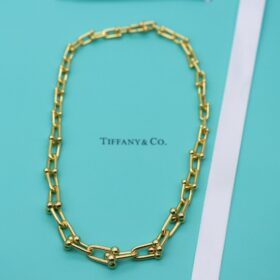 Gliederkette mit abgestuftem Muster in Gelbgold