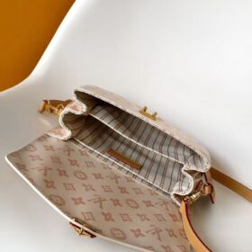 Pochette Metis Autres Toiles Monogram 25 cm