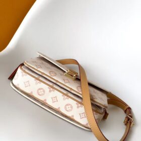Pochette Metis Autres Toiles Monogram 25 cm