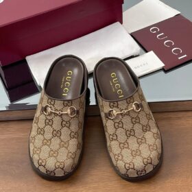 GG Monogram Horsebit Flat Mules Braun
