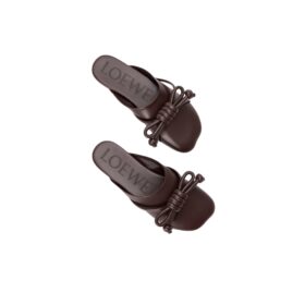 Flamenco Knot Mule aus Lammleder