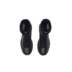 Stiefel in Lederoptik Schwarz